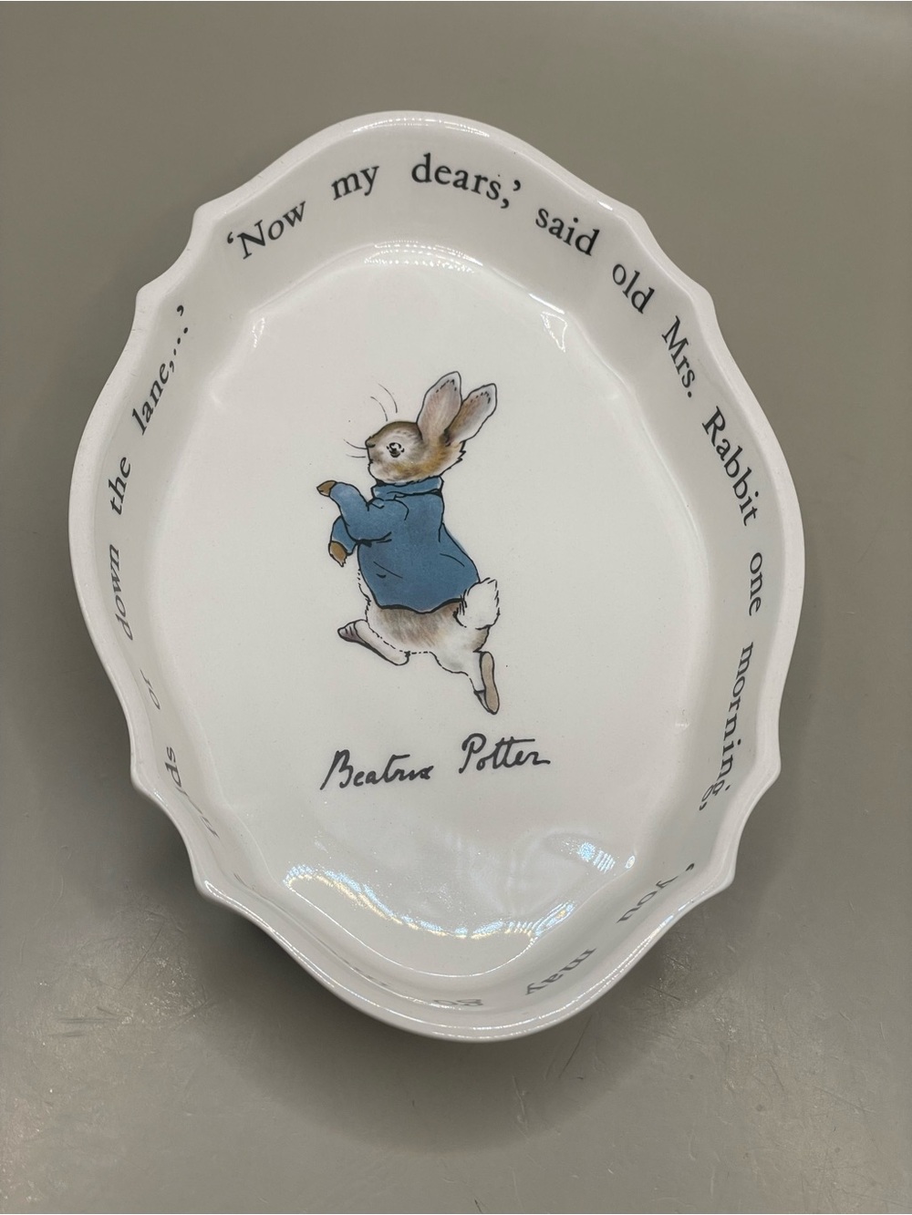 Vintage Wedgwood Peter Rabbit Scalloped Oval Trinket 5.5” Dish - Beatrix Potter